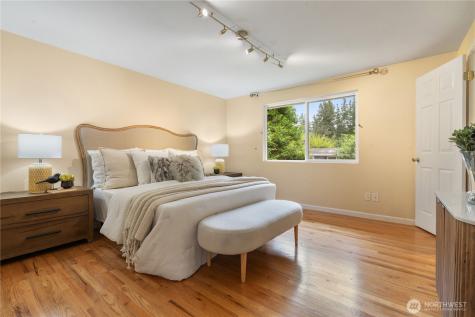 15641 SE 24th Street Bellevue WA 98008