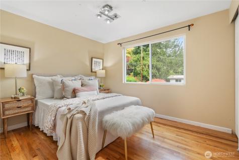 15641 SE 24th Street Bellevue WA 98008