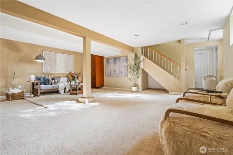 15641 SE 24th Street Bellevue WA 98008