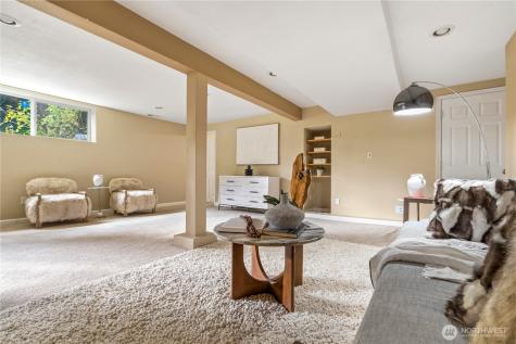 15641 SE 24th Street Bellevue WA 98008