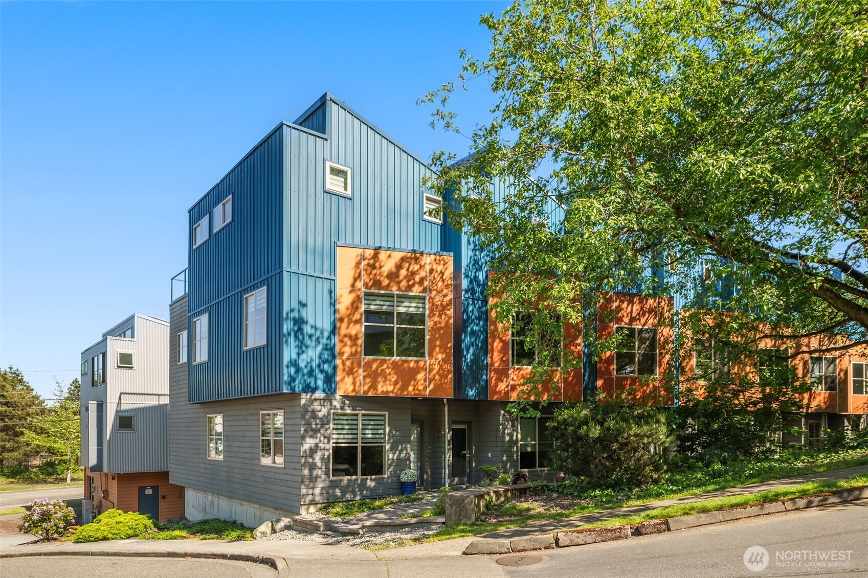 2371 Harbor Avenue SW Seattle WA 98126