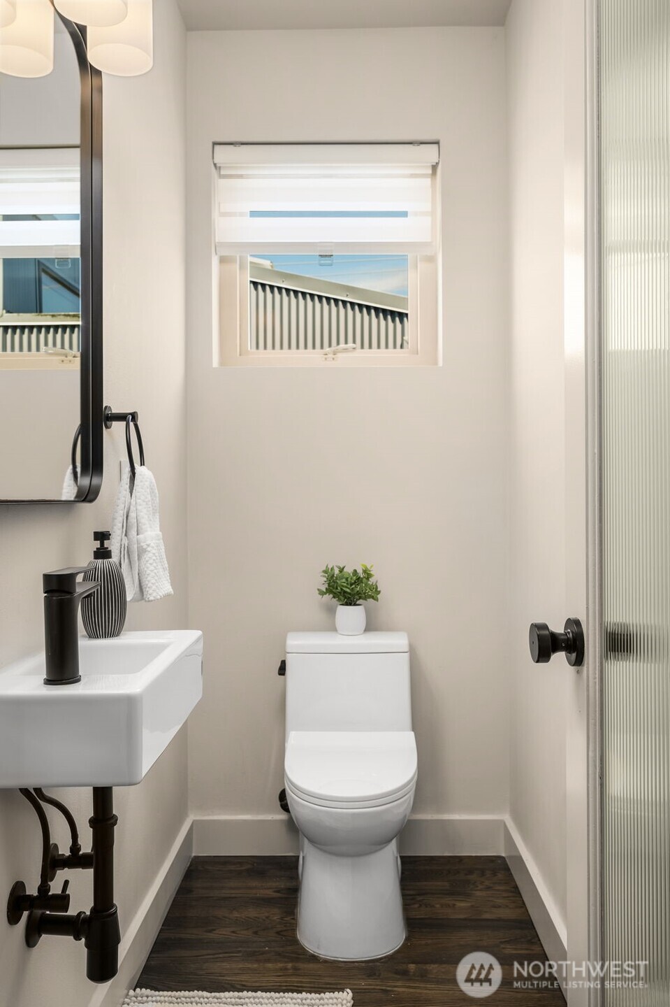 2371 Harbor Avenue SW Seattle WA 98126