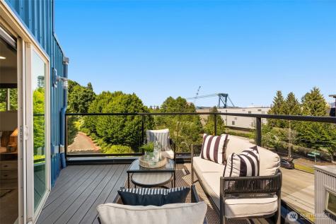 2371 Harbor Avenue SW Seattle WA 98126