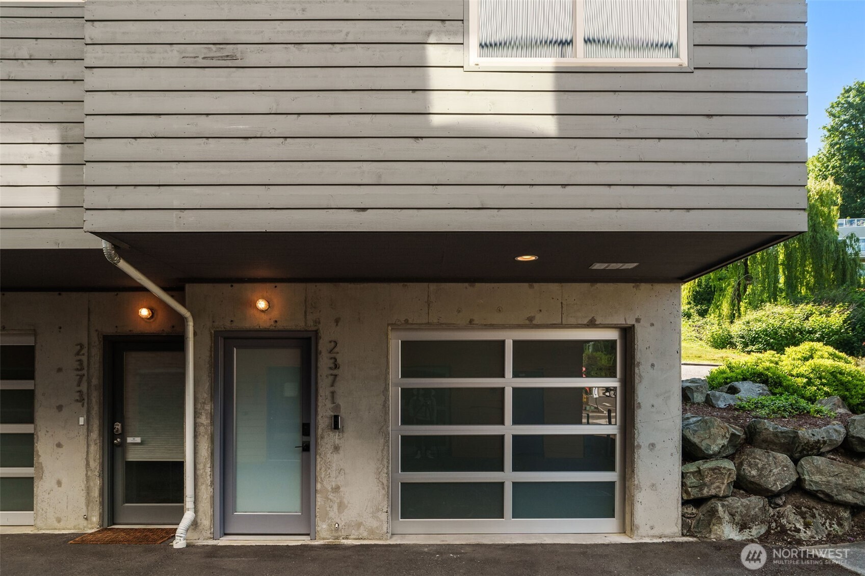 2371 Harbor Avenue SW Seattle WA 98126