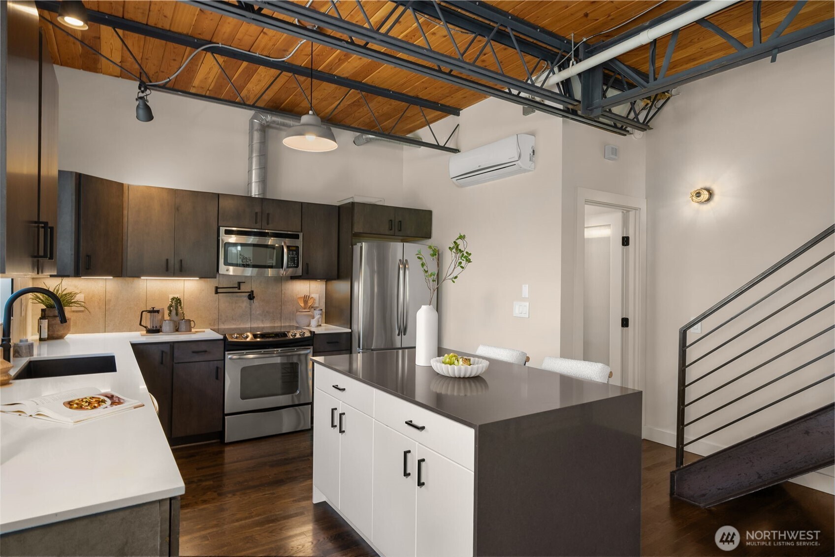 2371 Harbor Avenue SW Seattle WA 98126