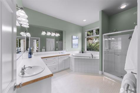 1120 W Lake Sammamish Parkway SE Bellevue WA 98008