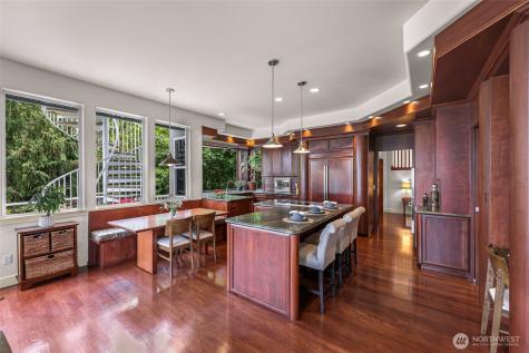 1120 W Lake Sammamish Parkway SE Bellevue WA 98008