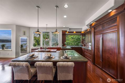1120 W Lake Sammamish Parkway SE Bellevue WA 98008