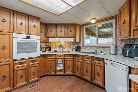 11436 SE 208th Street Kent WA 98031