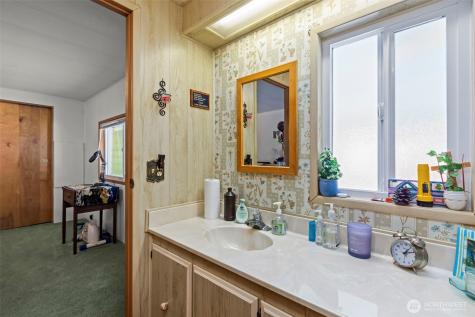 11436 SE 208th Street Kent WA 98031