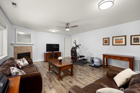 10380 Twin Brooks Lane NW Silverdale WA 98383