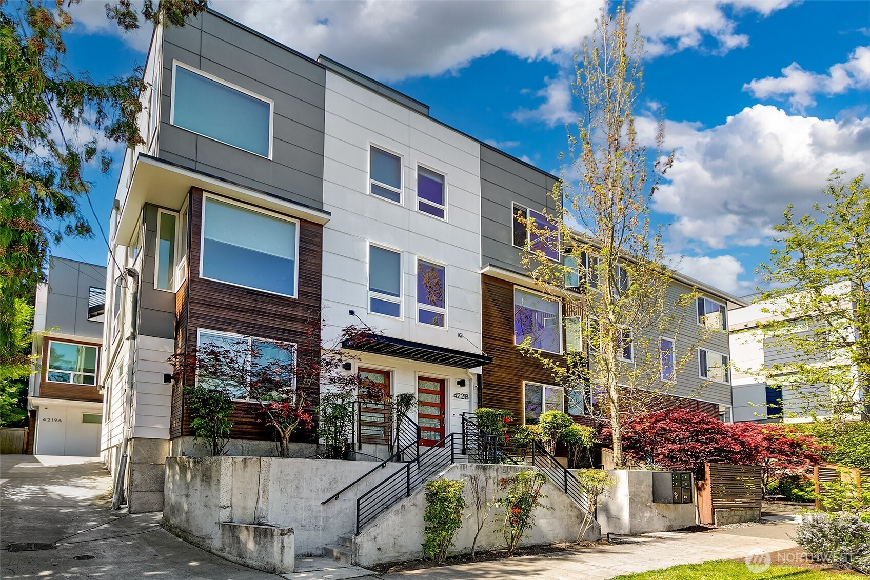 4221 Evanston Avenue N Seattle WA 98103