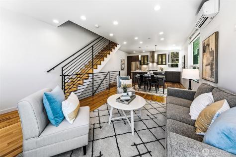 4221 Evanston Avenue N Seattle WA 98103