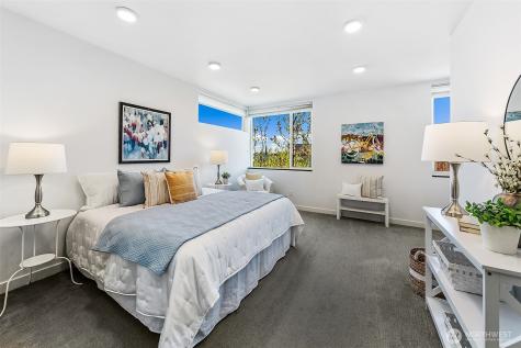 4221 Evanston Avenue N Seattle WA 98103