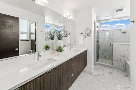 4221 Evanston Avenue N Seattle WA 98103