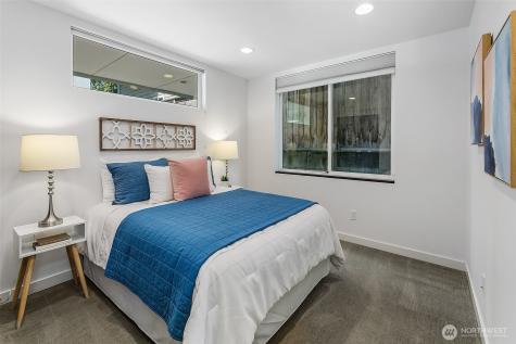 4221 Evanston Avenue N Seattle WA 98103