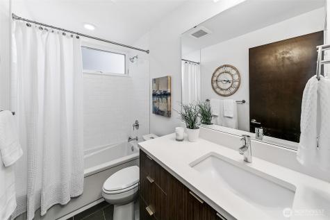 4221 Evanston Avenue N Seattle WA 98103
