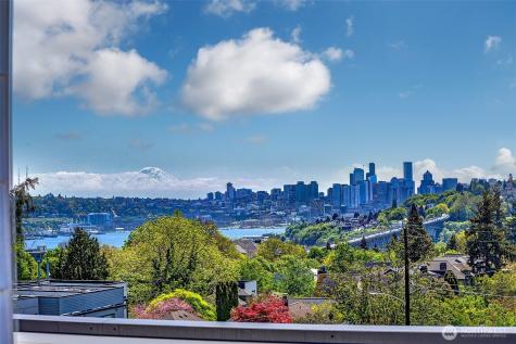 4221 Evanston Avenue N Seattle WA 98103