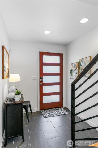 4221 Evanston Avenue N Seattle WA 98103