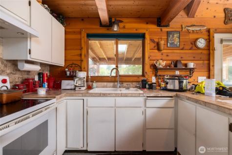 23704 Cove Road Sedro Woolley WA 98284