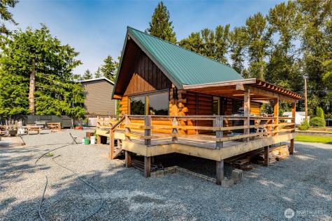 23704 Cove Road Sedro Woolley WA 98284