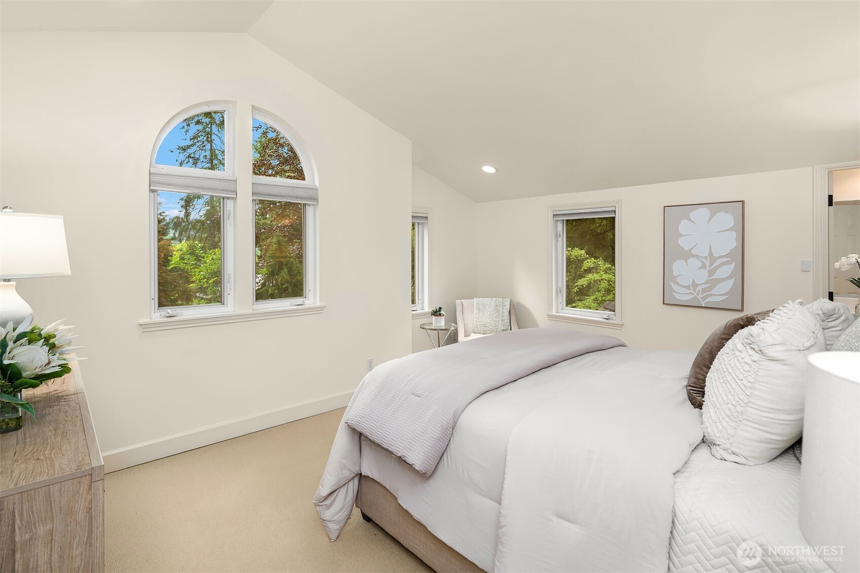 2038 9th Street W Kirkland WA 98033