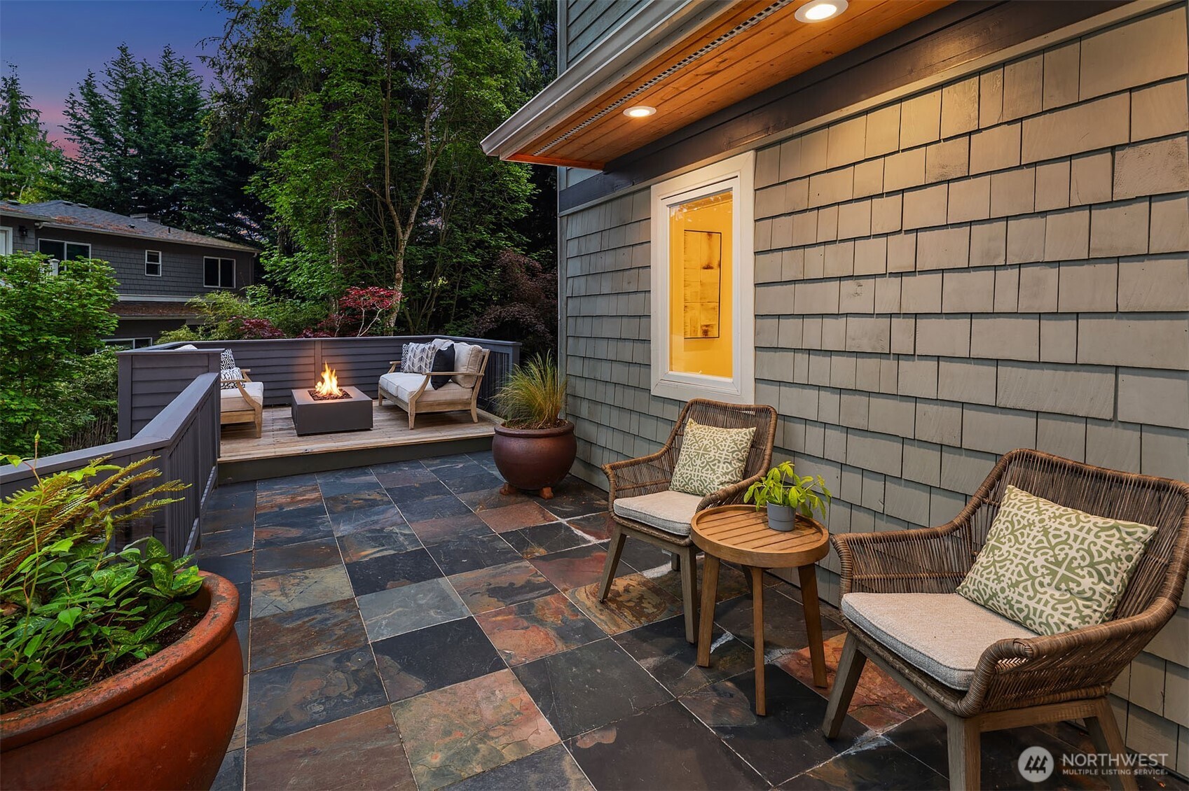 2038 9th Street W Kirkland WA 98033