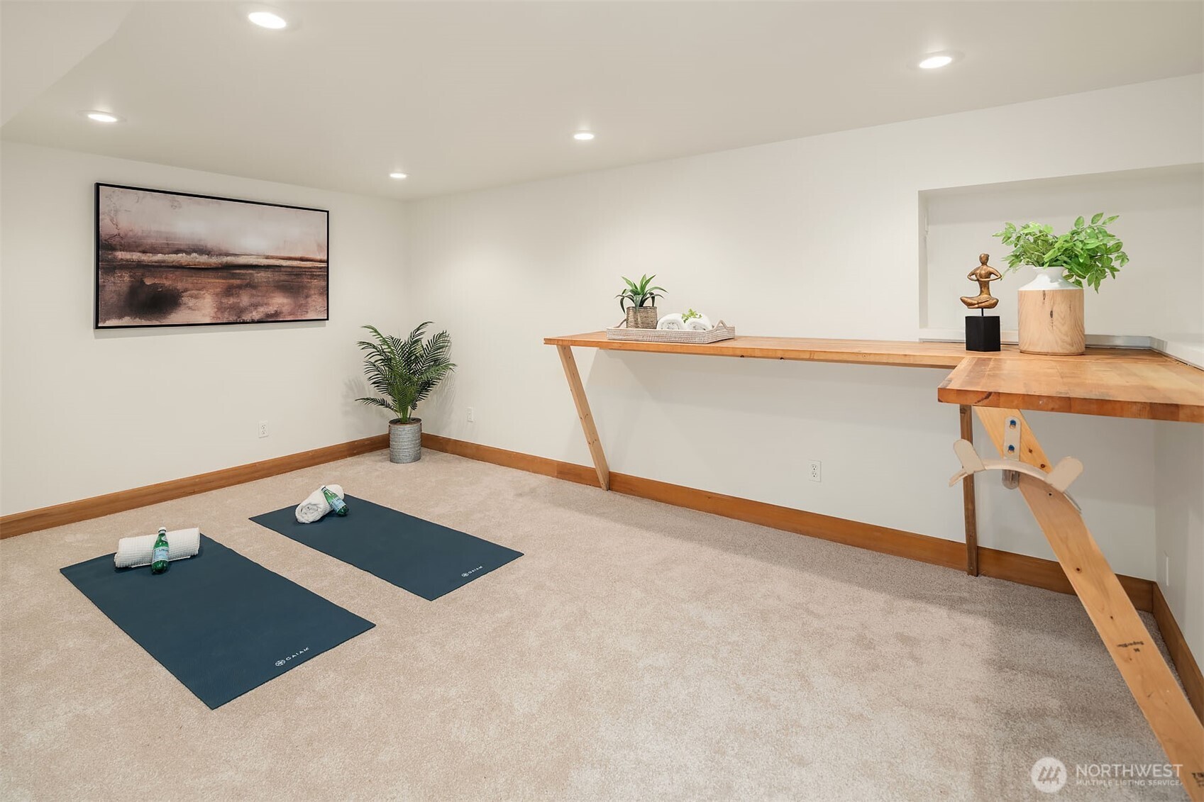 2038 9th Street W Kirkland WA 98033