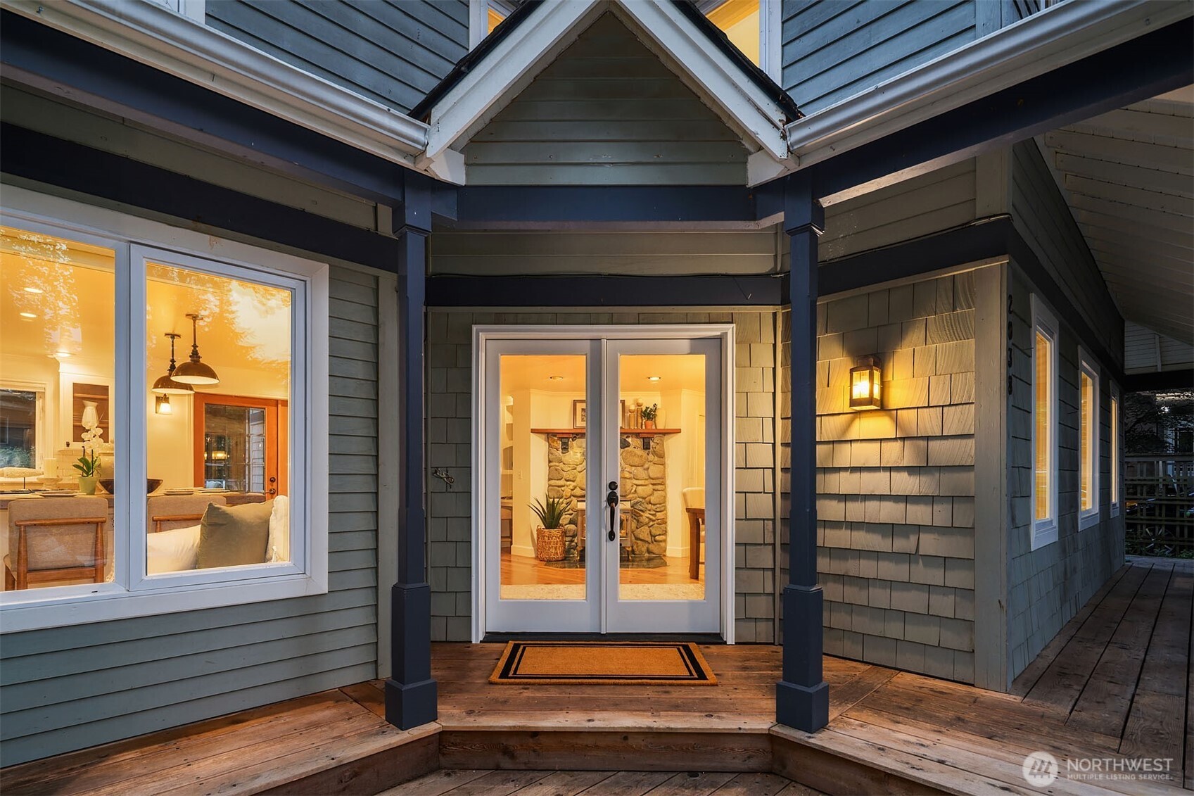 2038 9th Street W Kirkland WA 98033