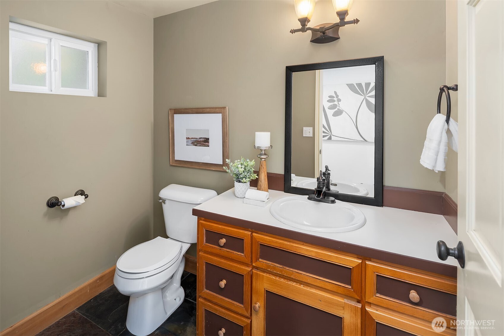 2038 9th Street W Kirkland WA 98033