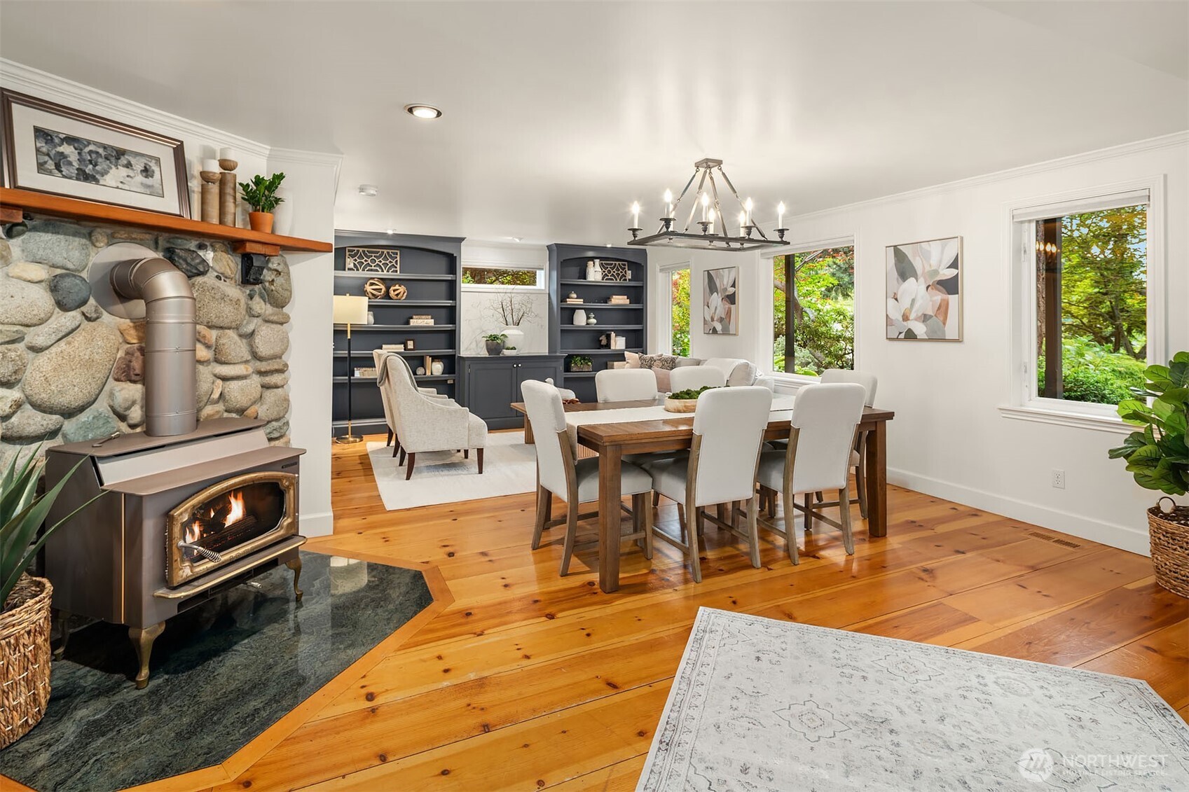 2038 9th Street W Kirkland WA 98033