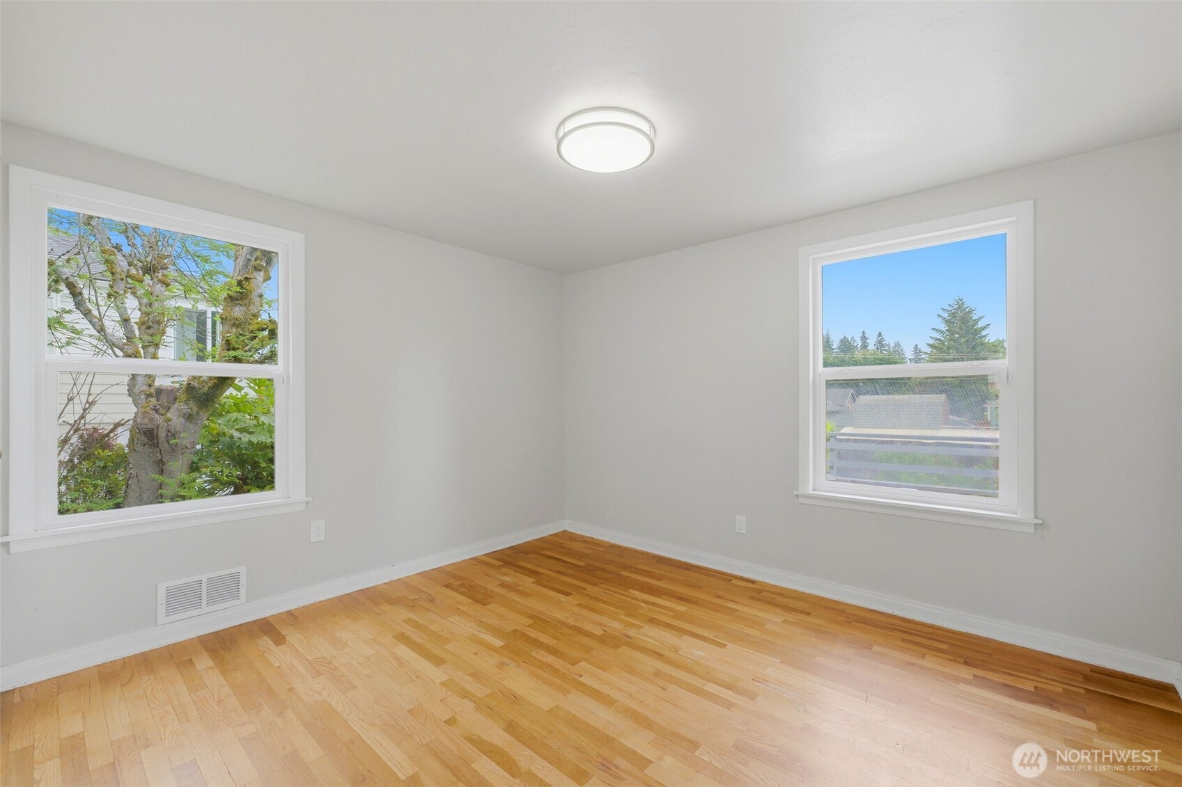 1132 Evans Avenue W Bremerton WA 98312