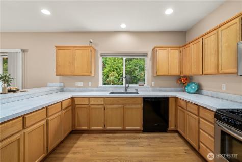 16910 132nd Avenue E Puyallup WA 98374
