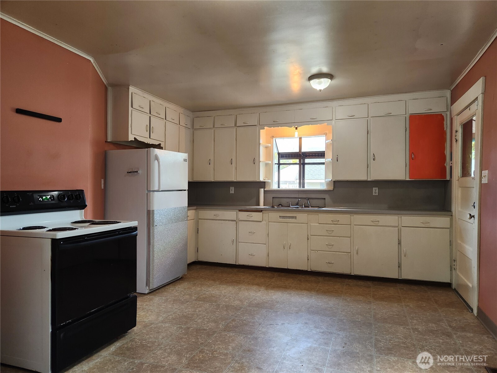223 S 48th Street Tacoma WA 98408