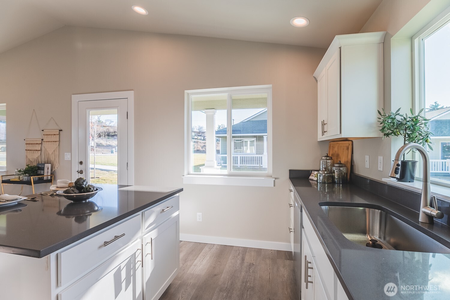 123 E 9th Avenue Moses Lake WA 98837