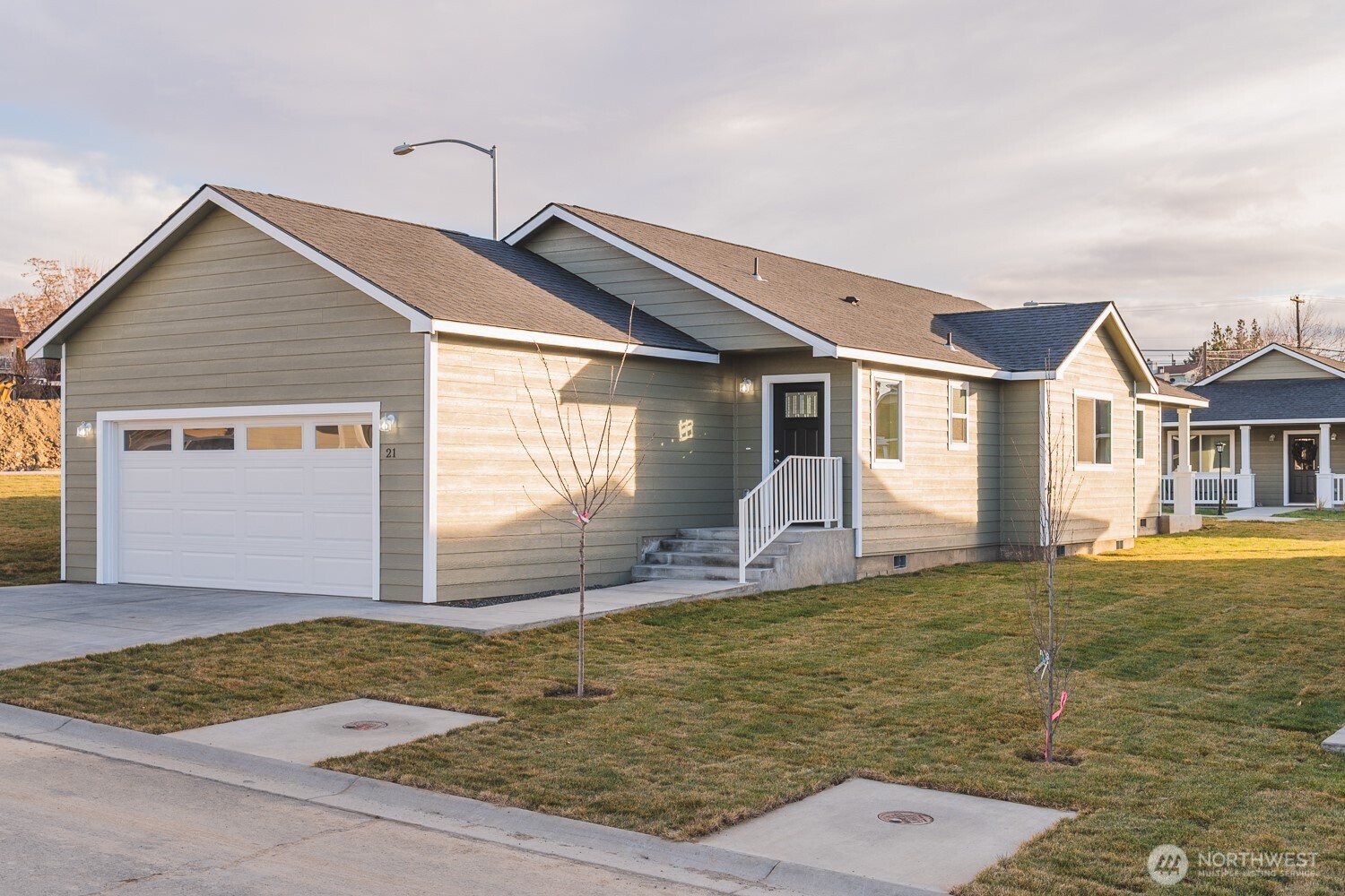 123 E 9th Avenue Moses Lake WA 98837