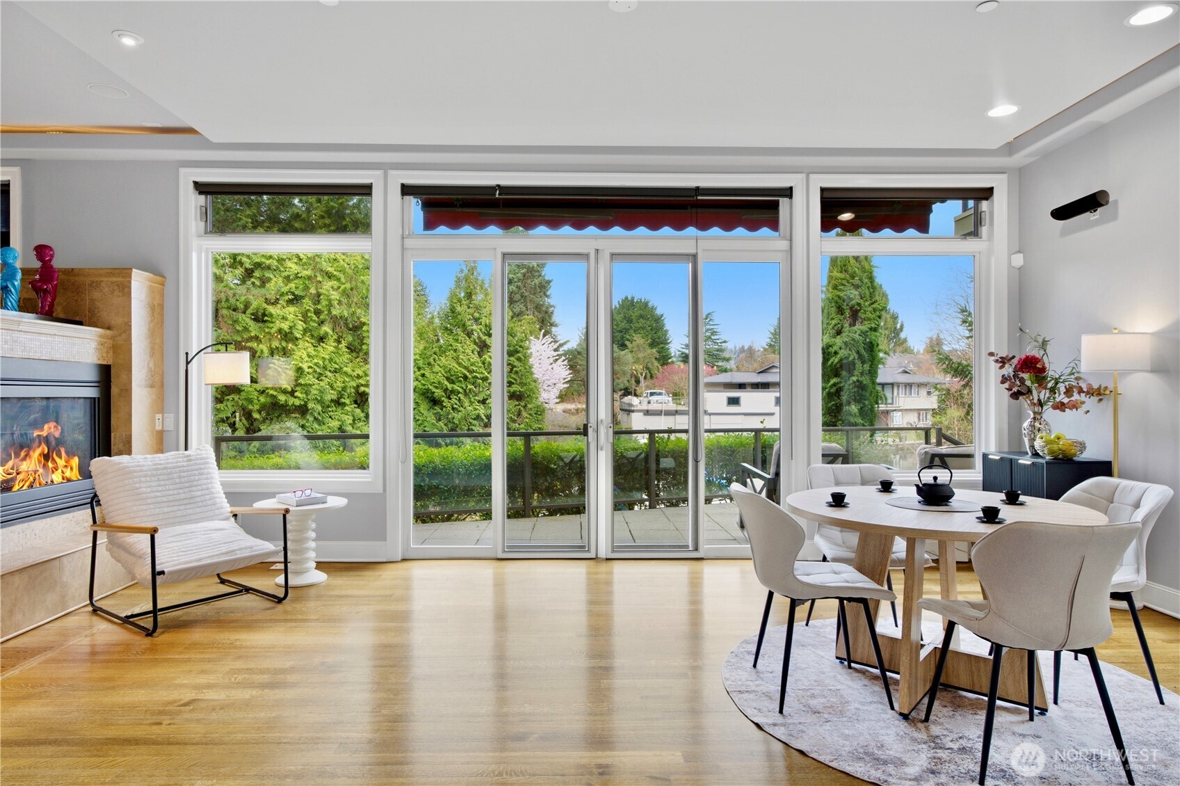 2 Crescent Key SE Bellevue WA 98006