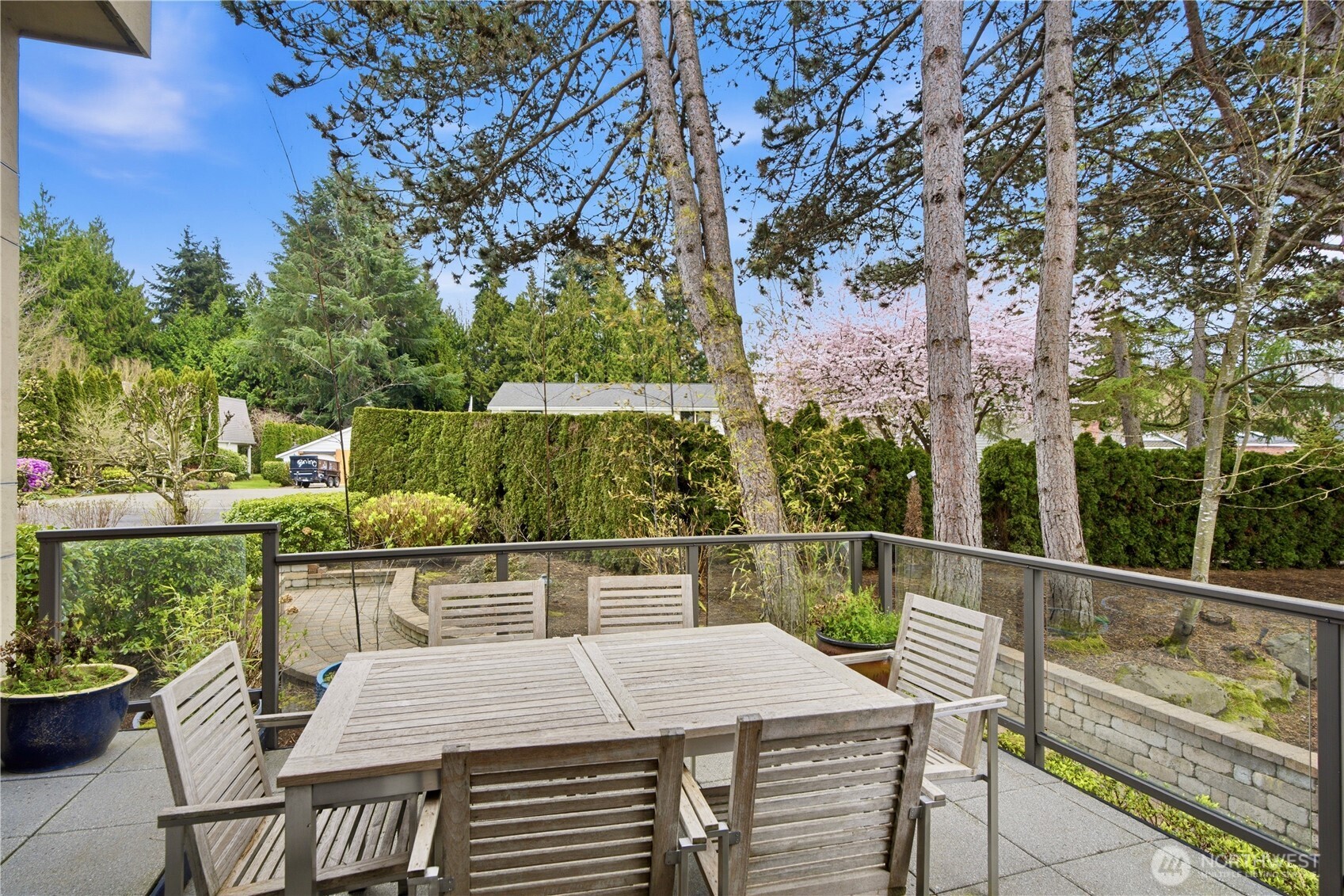 2 Crescent Key SE Bellevue WA 98006
