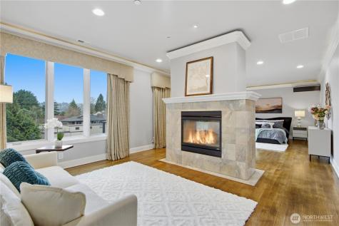 2 Crescent Key SE Bellevue WA 98006