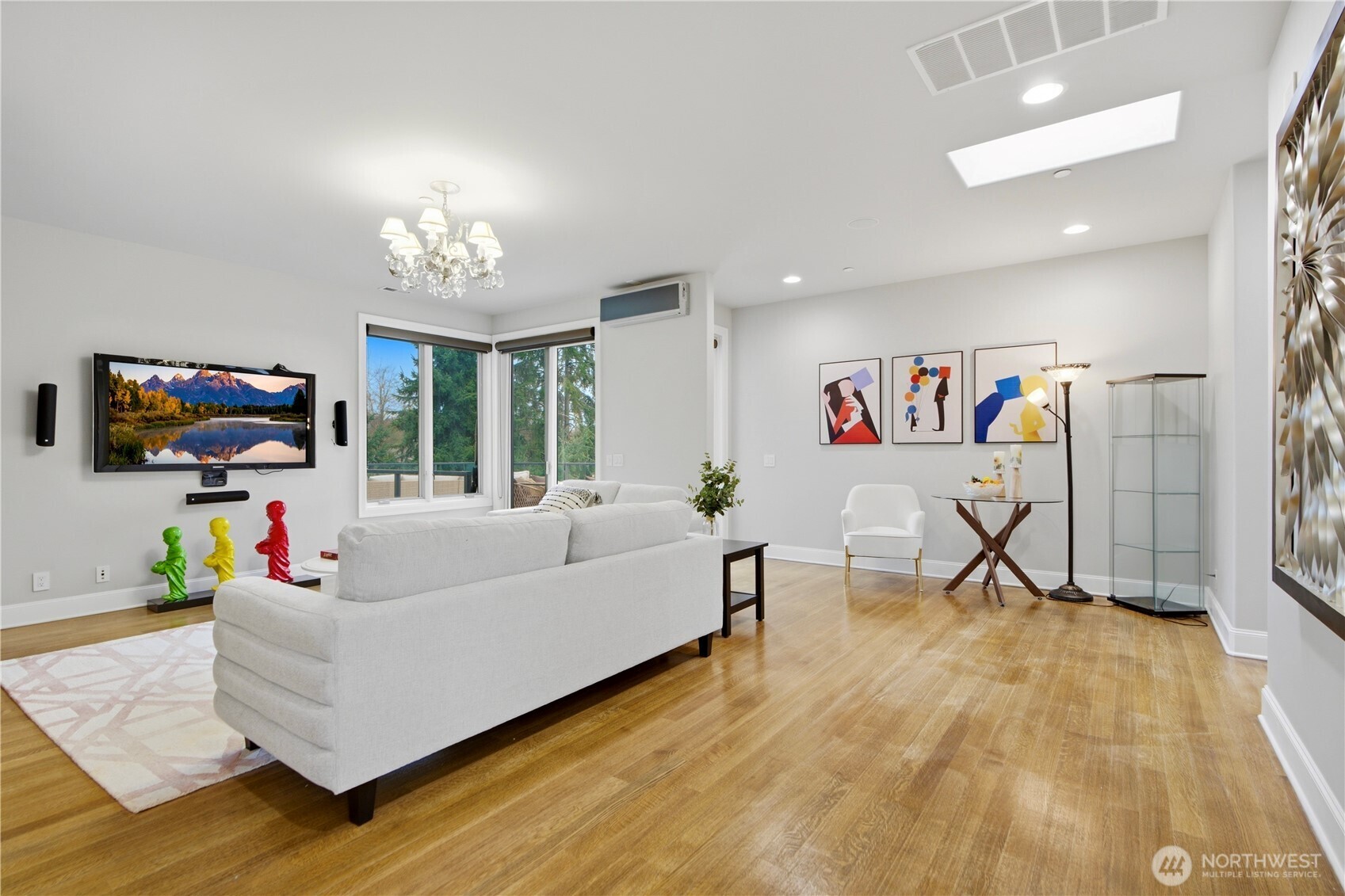 2 Crescent Key SE Bellevue WA 98006