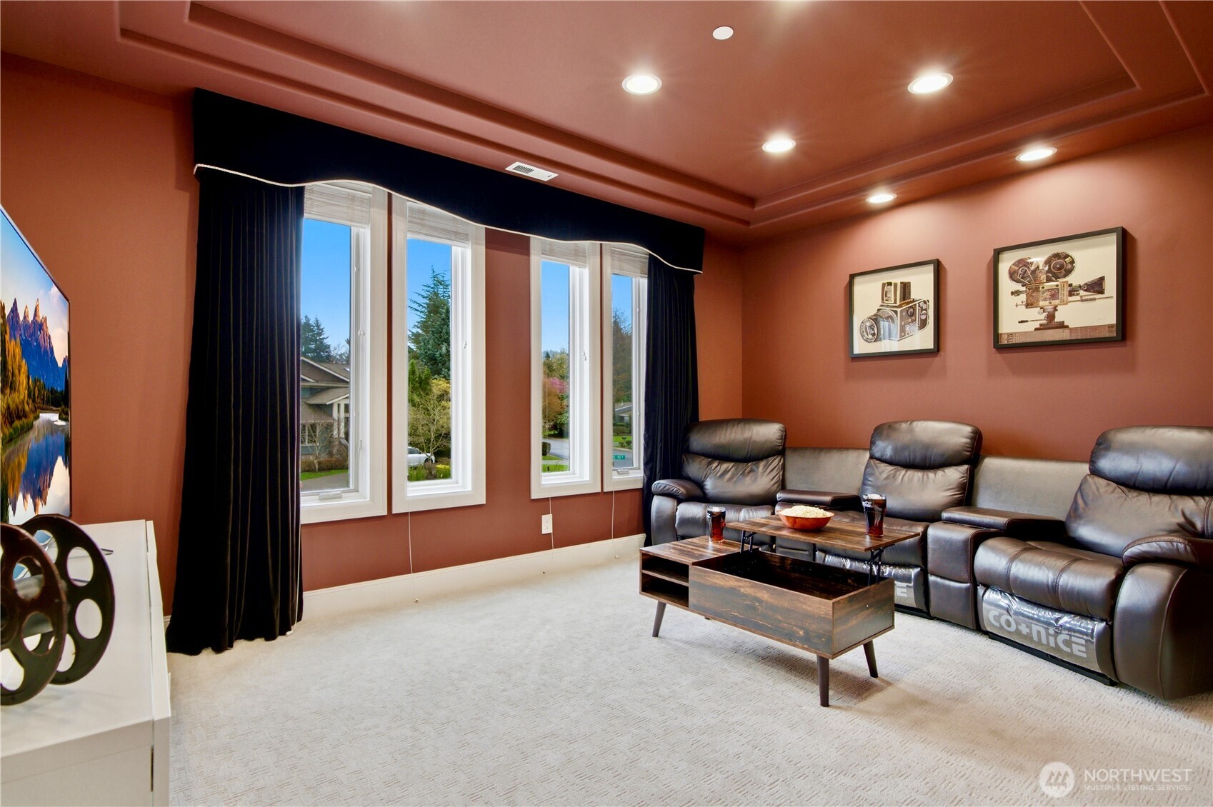2 Crescent Key SE Bellevue WA 98006