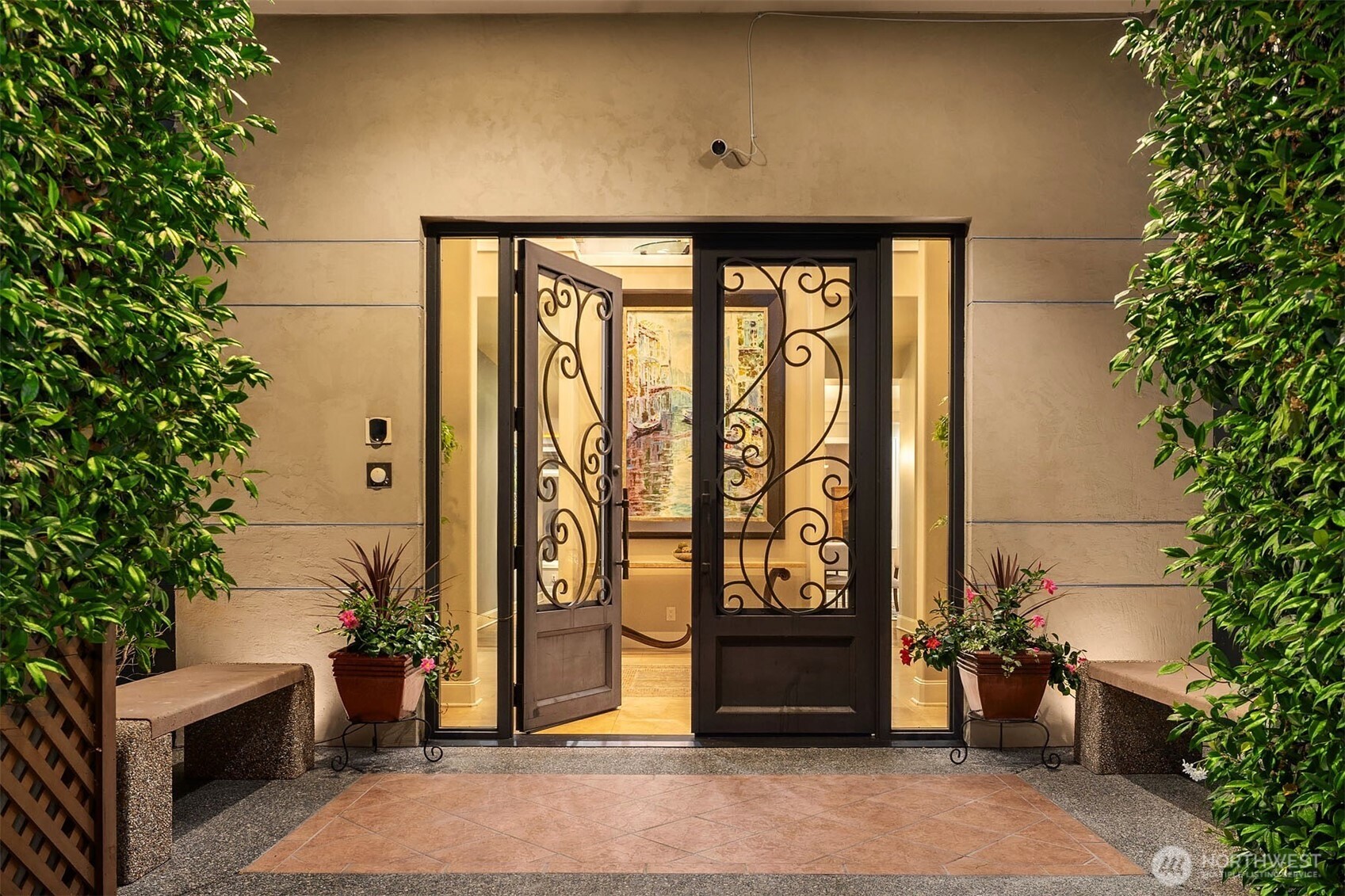 2 Crescent Key SE Bellevue WA 98006