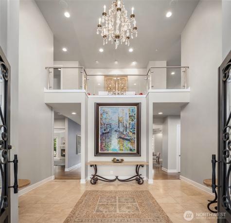2 Crescent Key SE Bellevue WA 98006