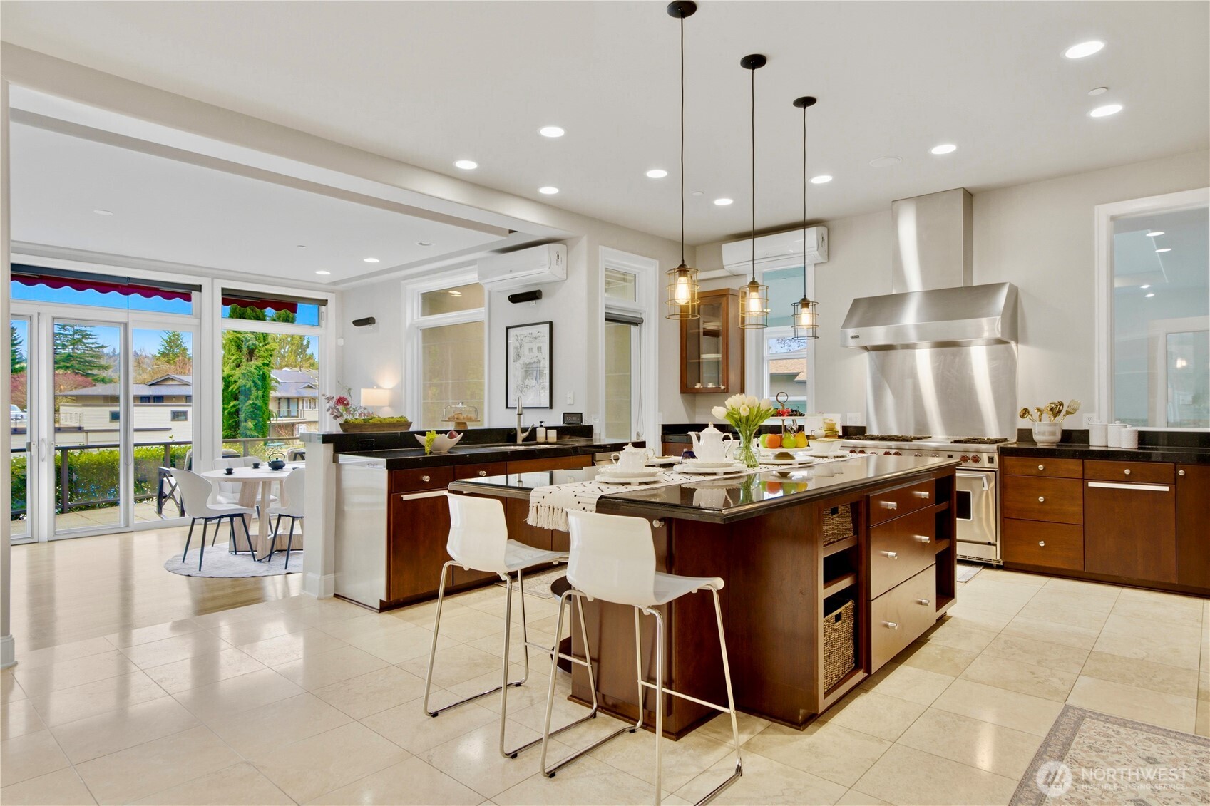 2 Crescent Key SE Bellevue WA 98006