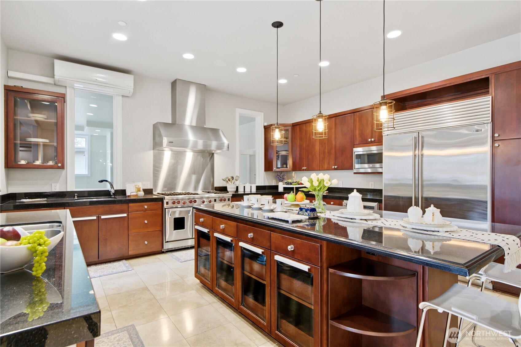2 Crescent Key SE Bellevue WA 98006
