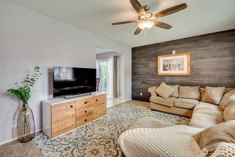 1978 Meadowood Loop Woodland WA 98674
