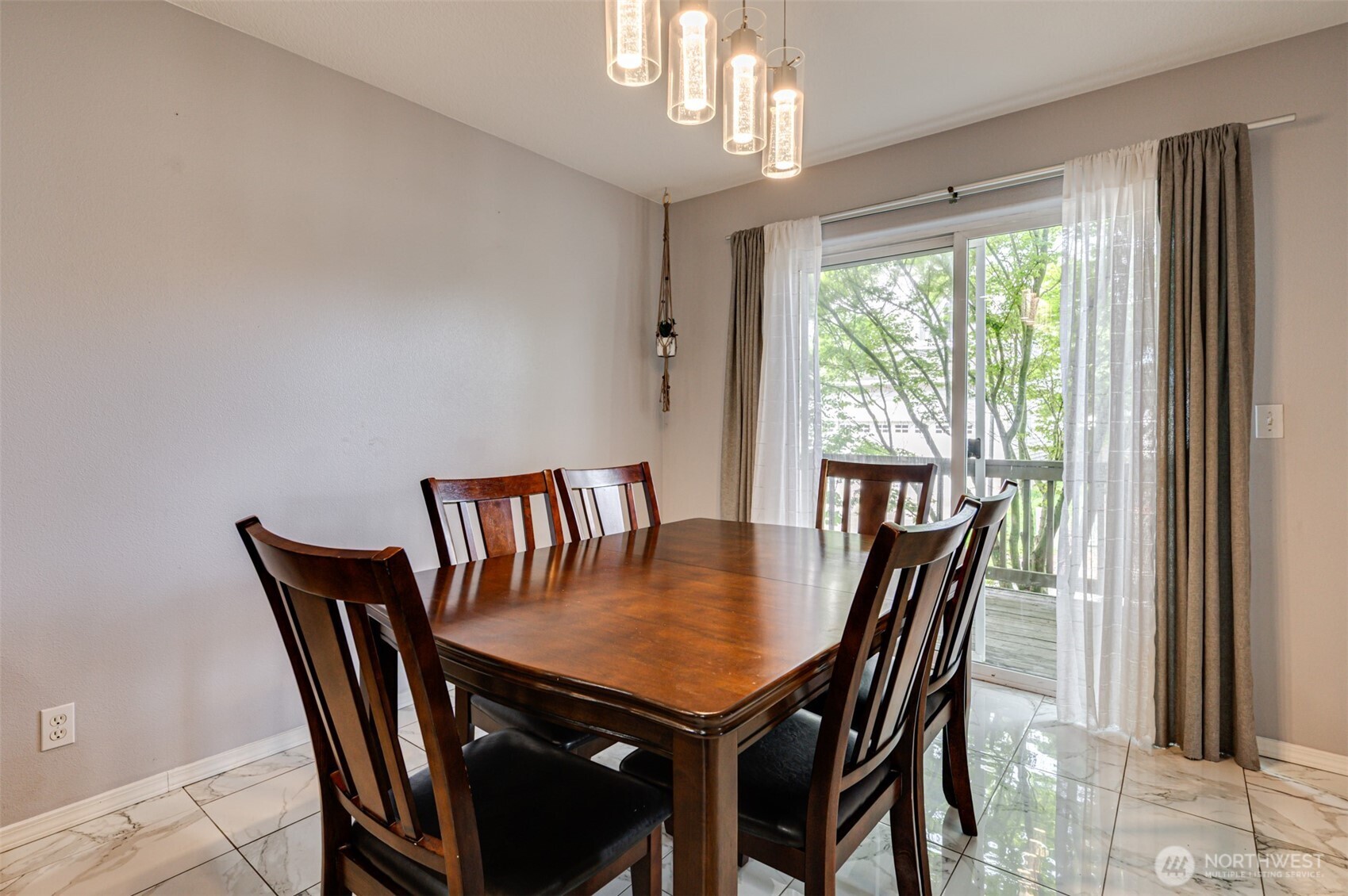 1978 Meadowood Loop Woodland WA 98674