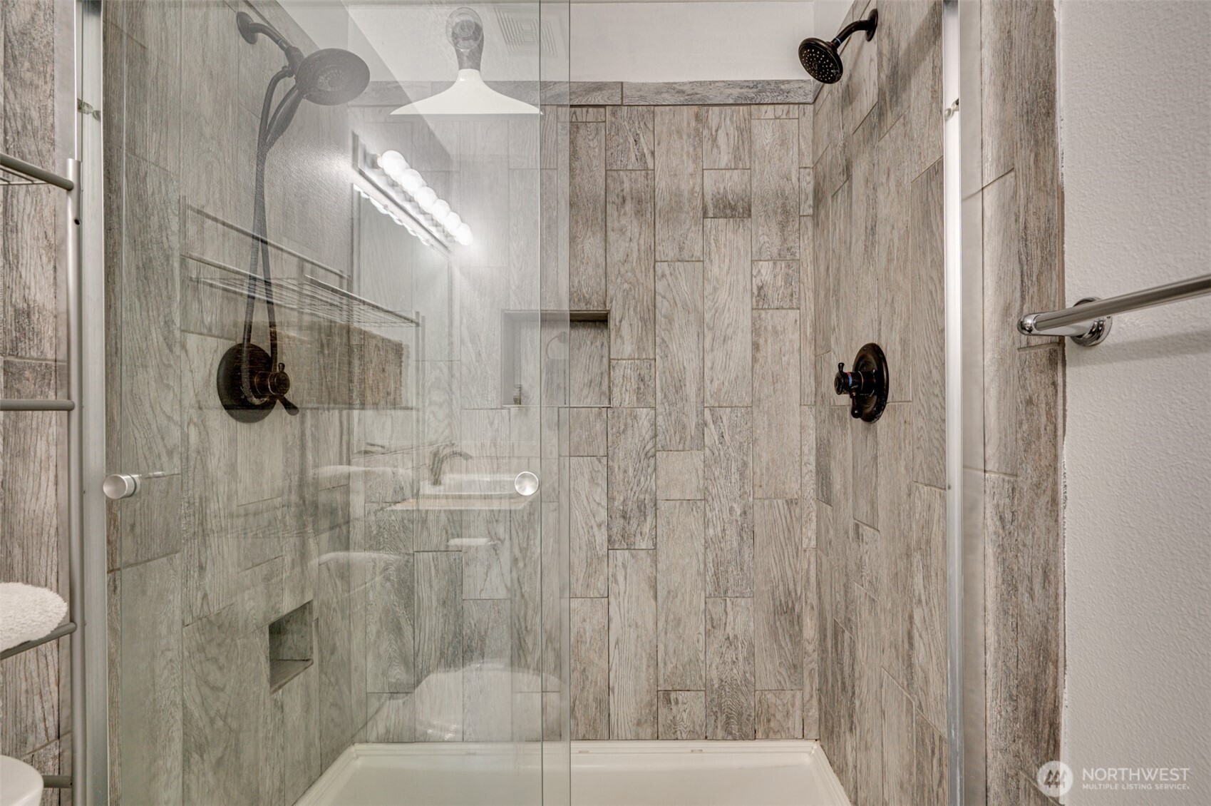 1978 Meadowood Loop Woodland WA 98674