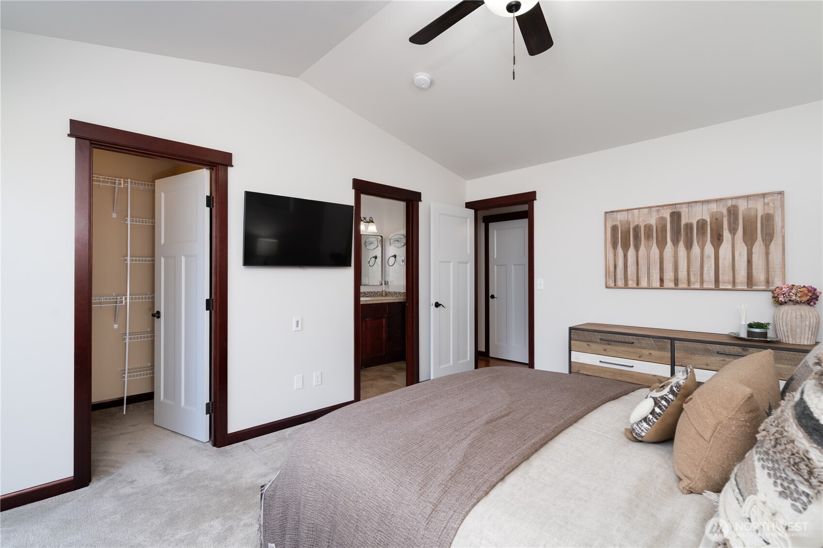 2303 North Bluff Road Greenbank WA 98253