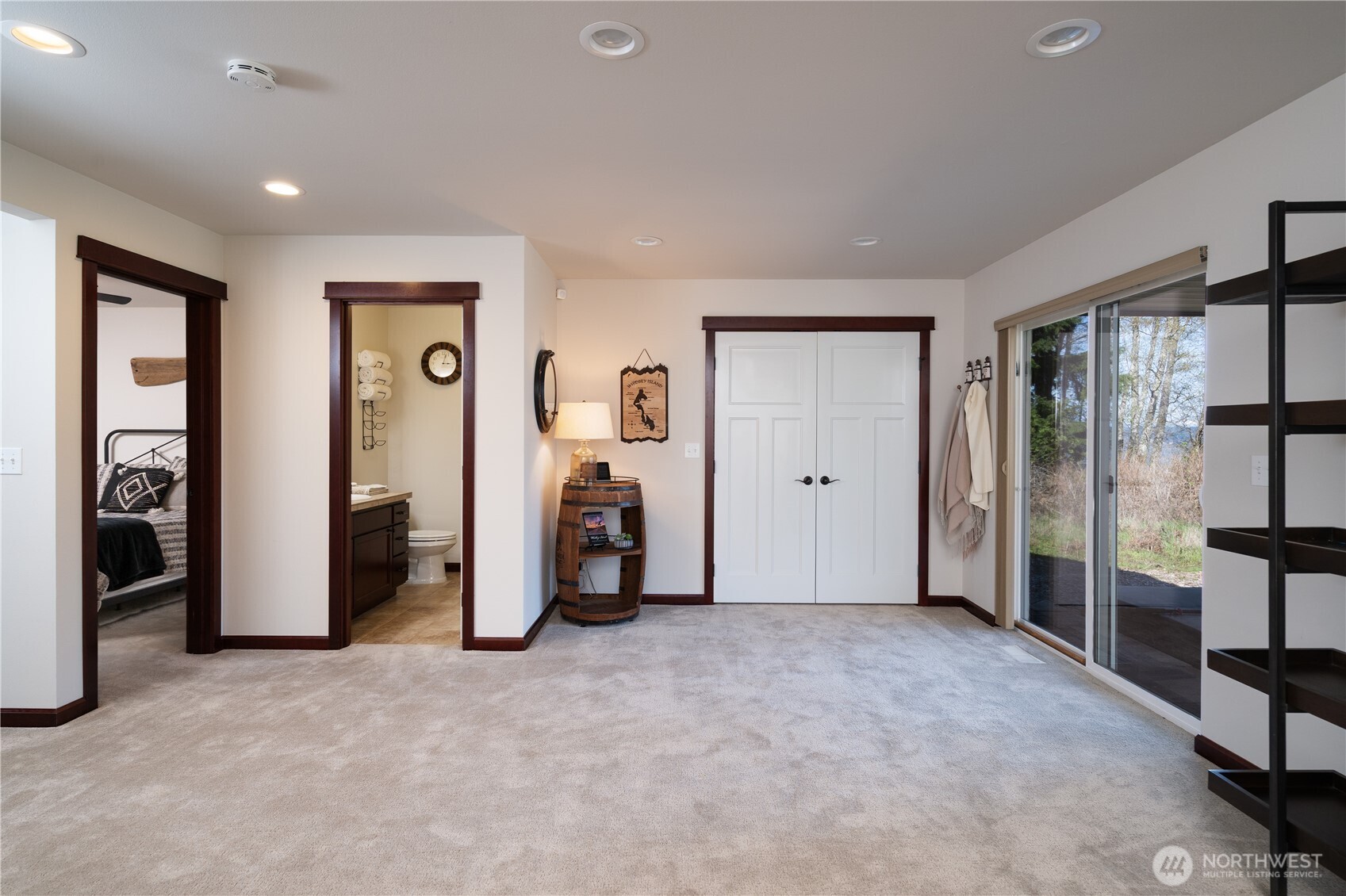 2303 North Bluff Road Greenbank WA 98253